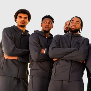 Mitchell & Ness Chicago Bears Sketch Outline Sweatshirt