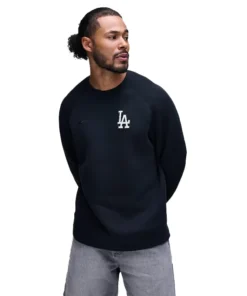 Los Angeles Dodgers Nike Black Tech Fleece Raglan Sweatshirt