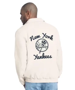 Alternative view of New York Yankees Starter White Franchise Full-Zip Jacket